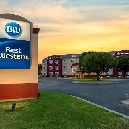 Best Western Governors Inn And Suites Wichita Esterno foto