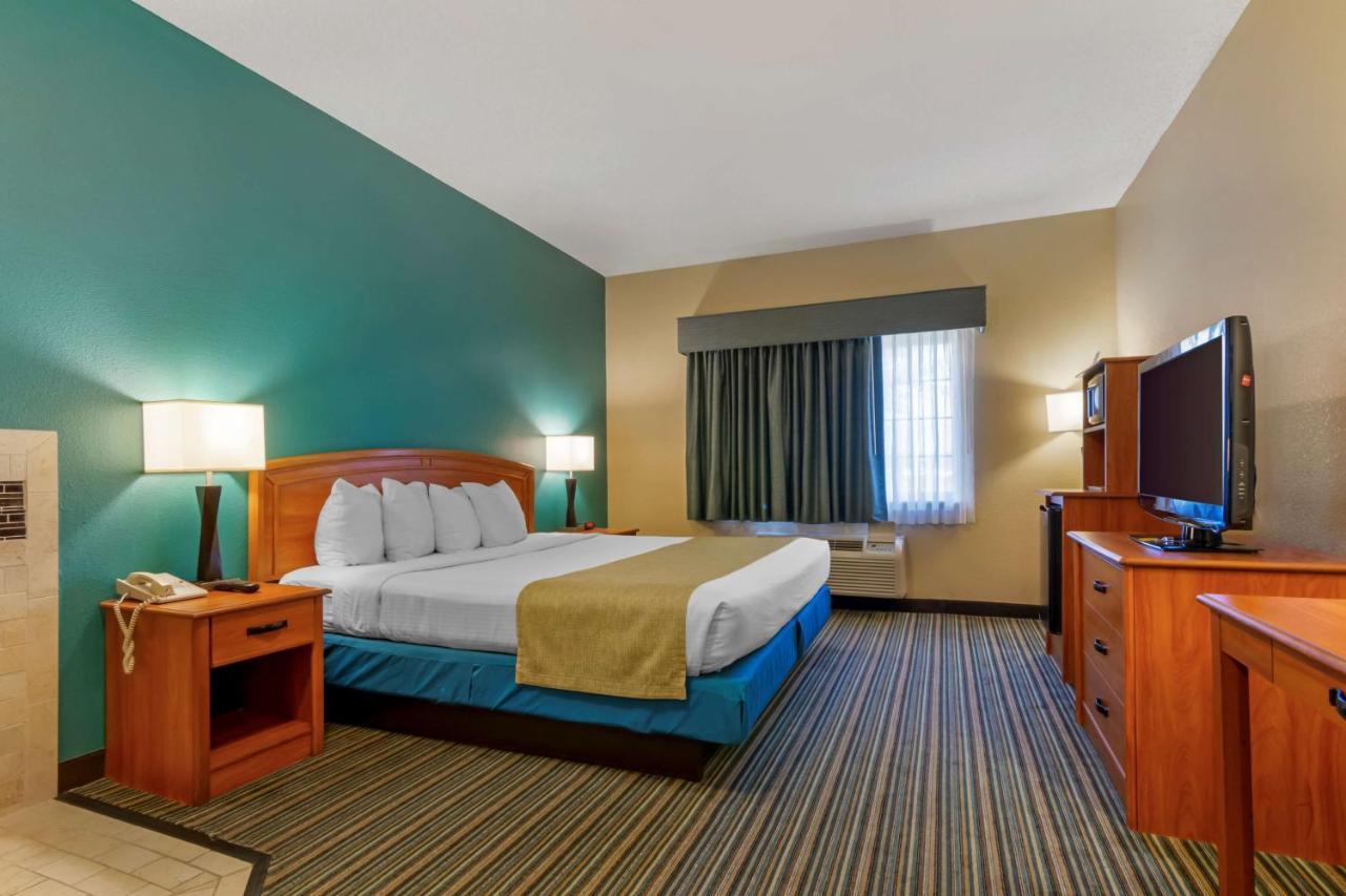 Best Western Governors Inn And Suites Wichita Esterno foto